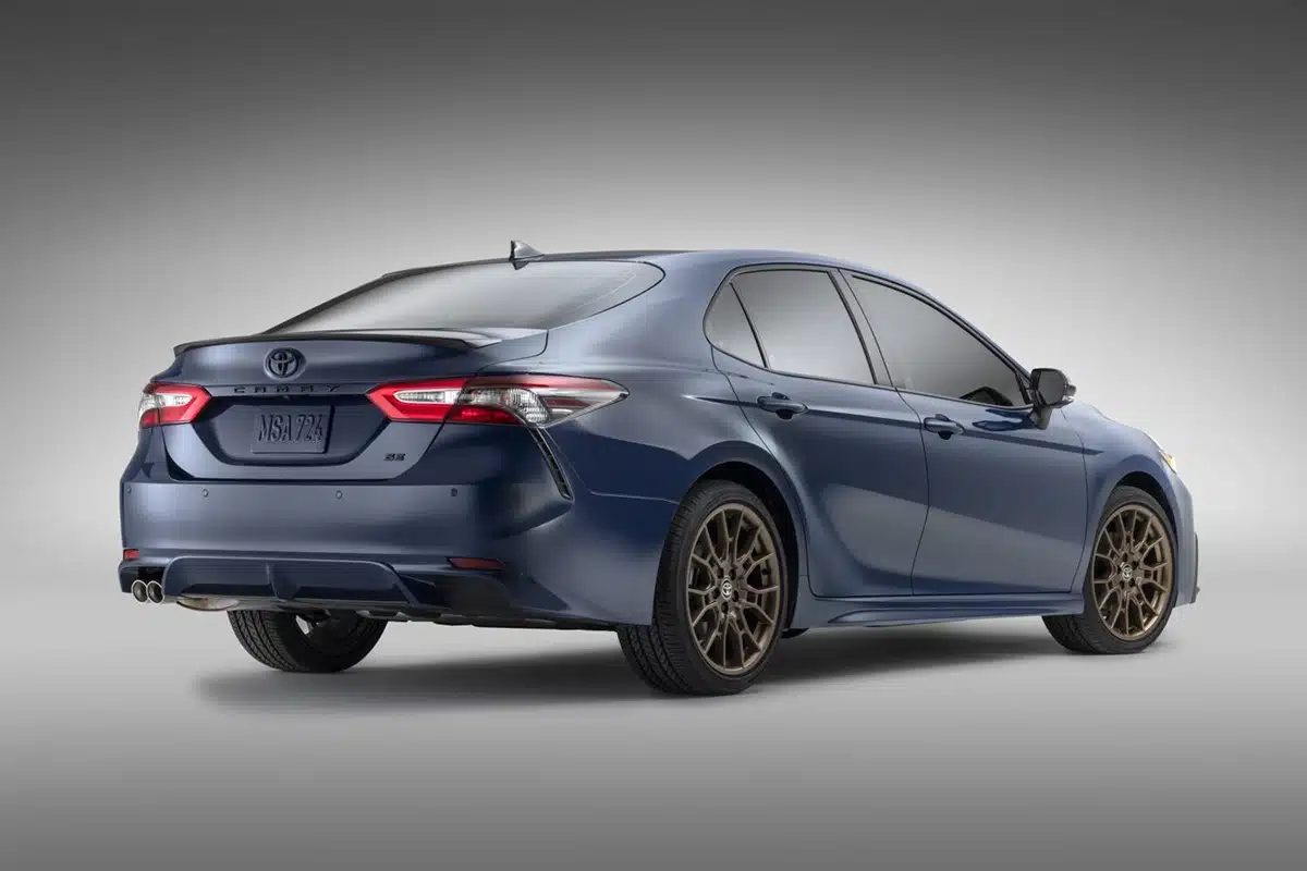 2026 Toyota Camry vs Hyundai Sonata 5