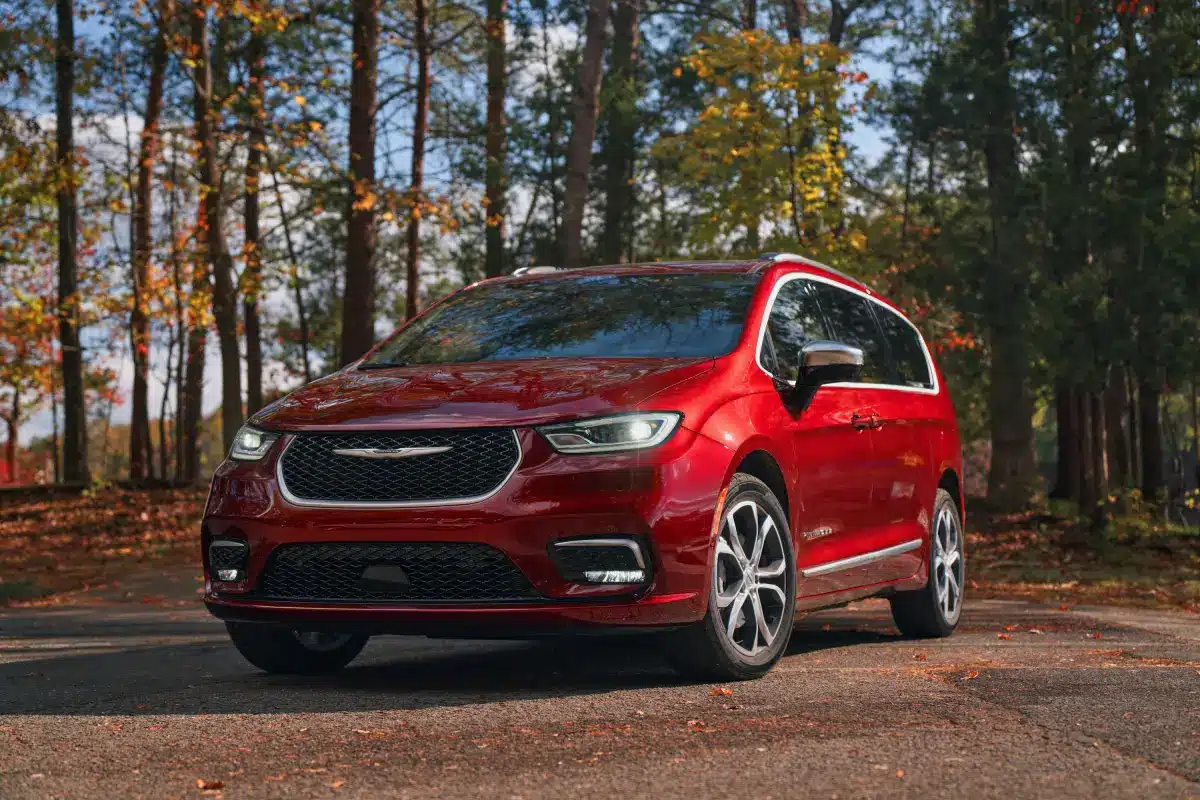 2026 Chrysler Pacifica 6