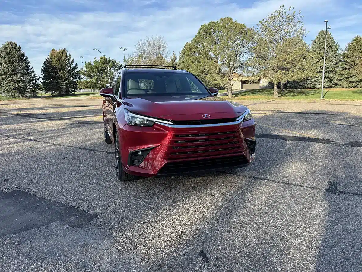 2026 Lexus TX 550h+