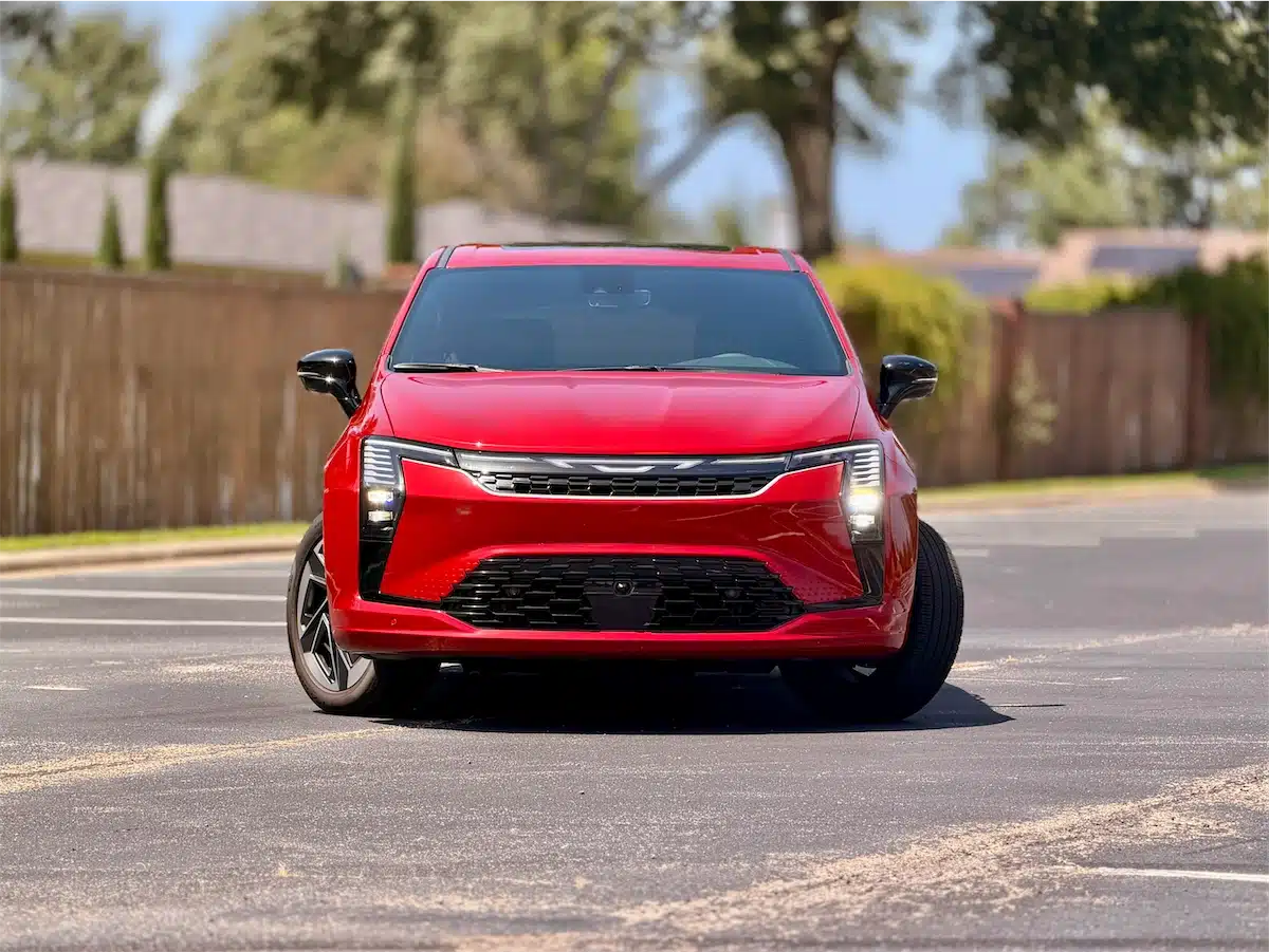 2027 Chrysler Pacifica front styling
