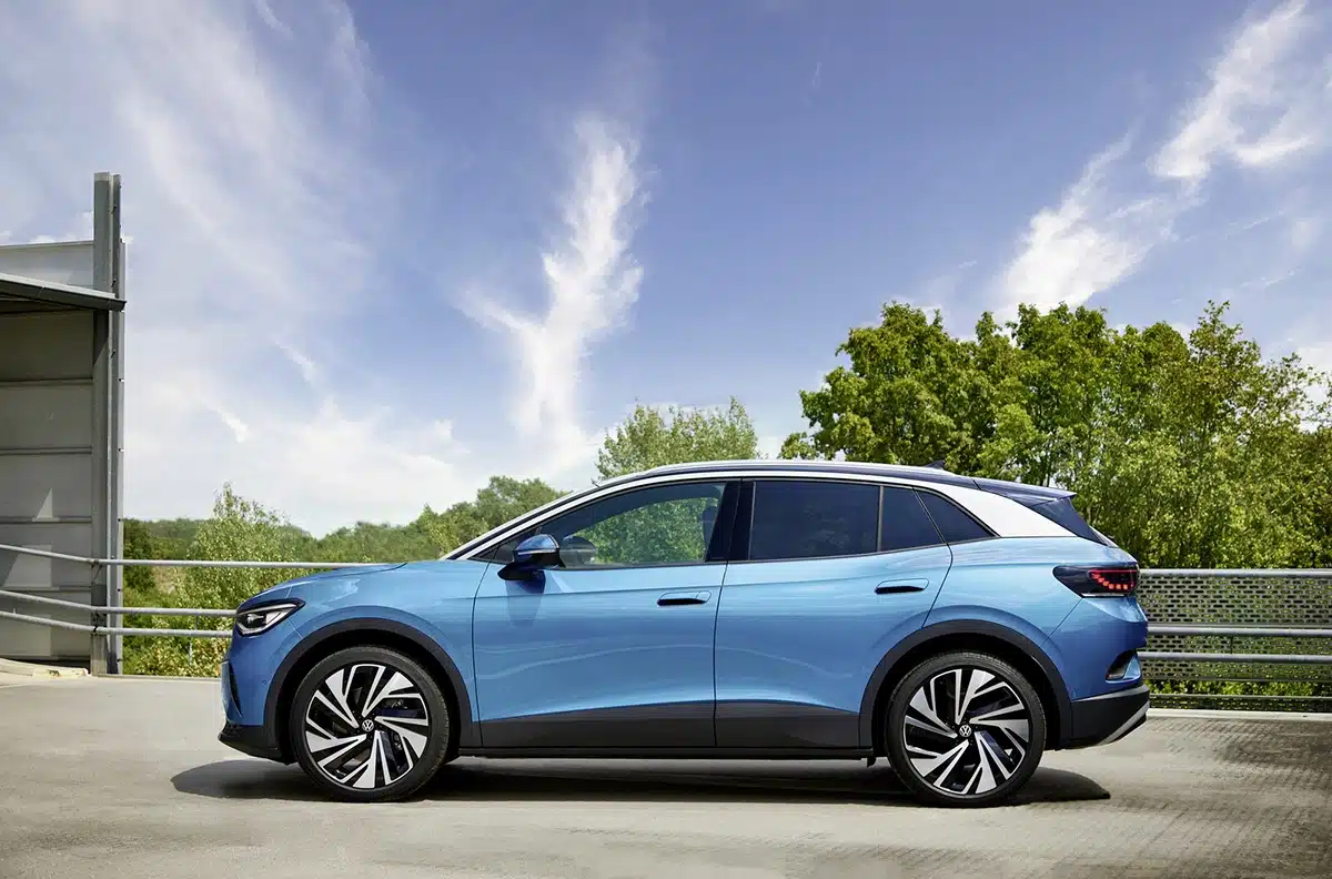 cars that lose the most value