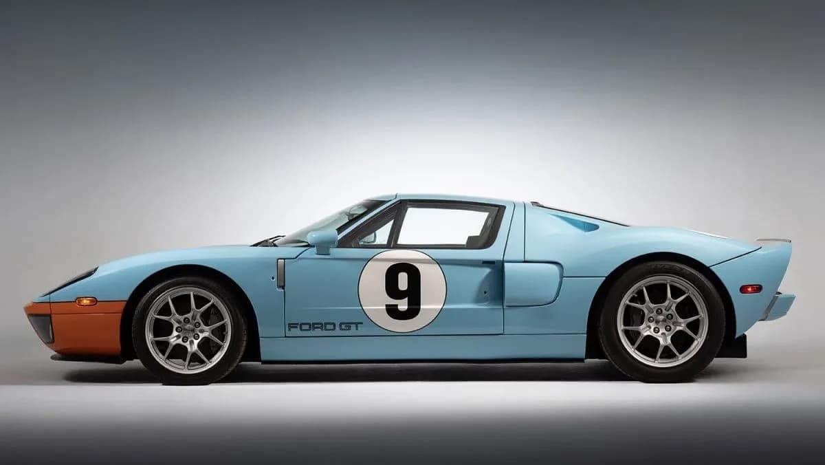 Ford GT Heritage Edition