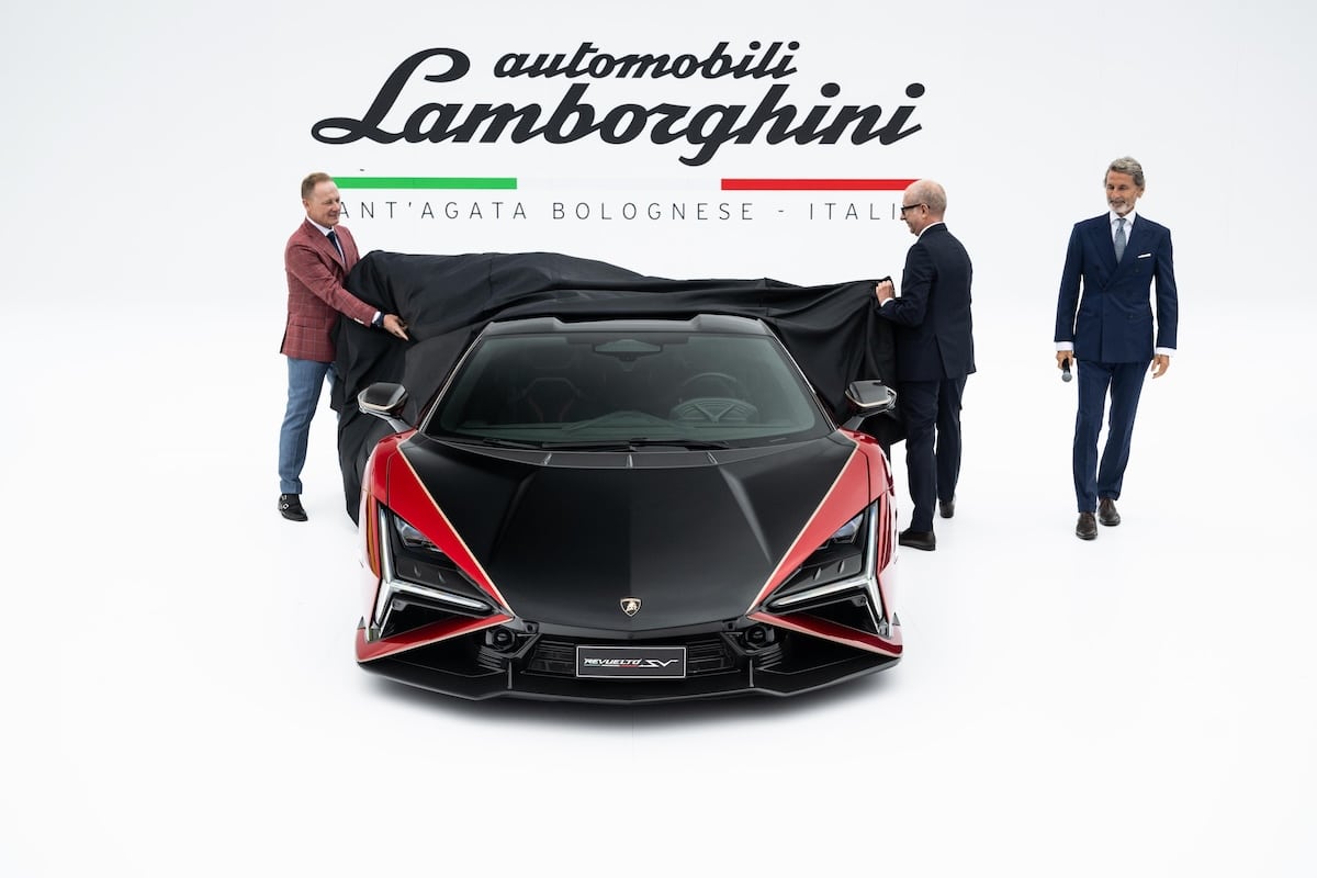 Lamborghini Revuelto SV debut