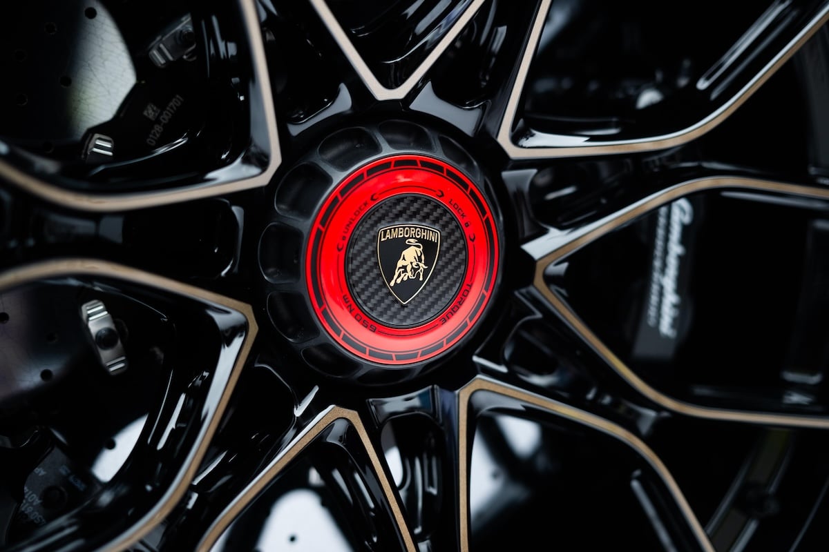 Lamborghini Revuelto SV debut