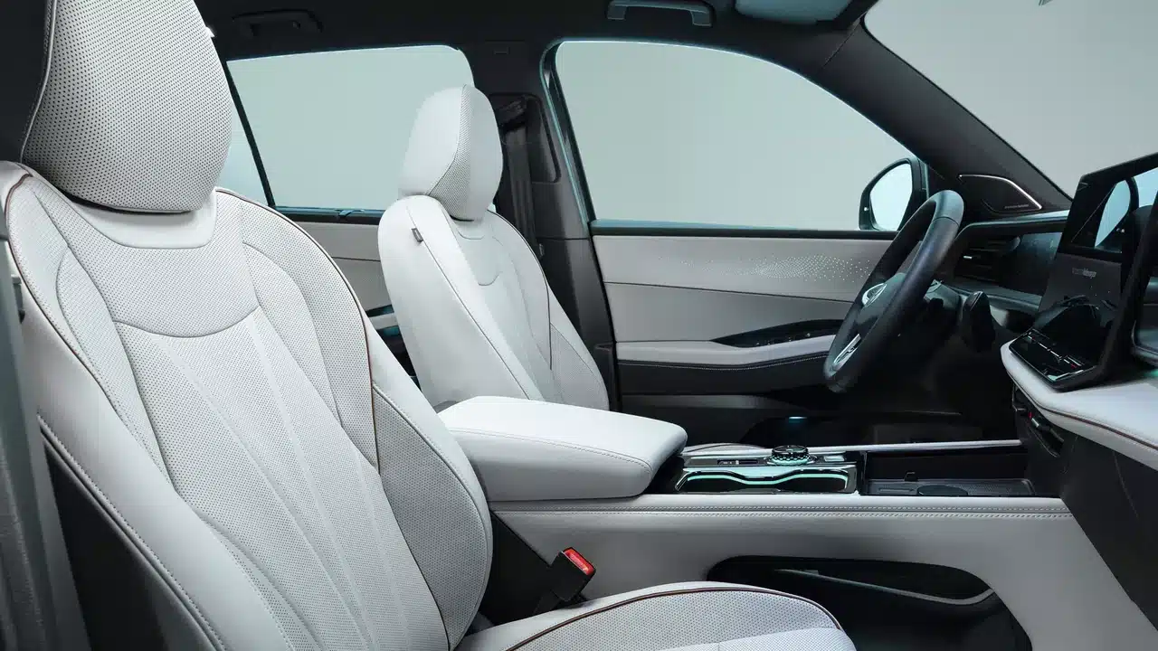 2027 Volkswagen Atlas front seats and center console