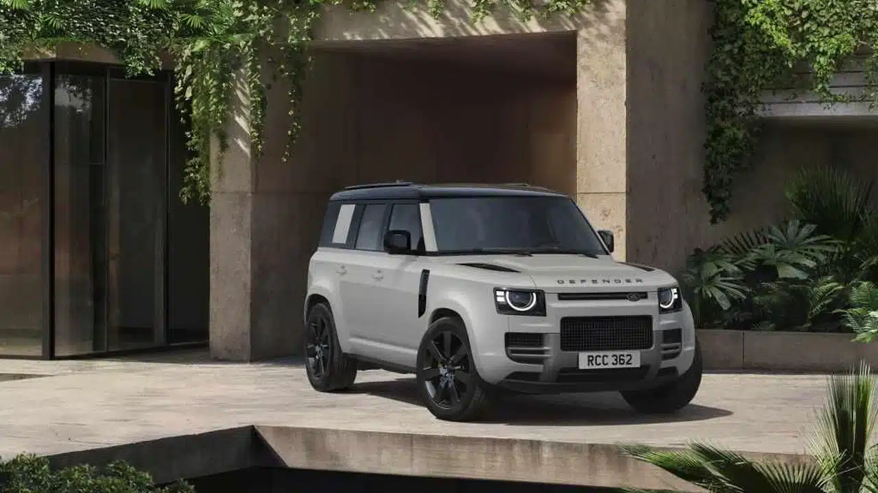 2027 Defender 110 Vertex front three-quarter view