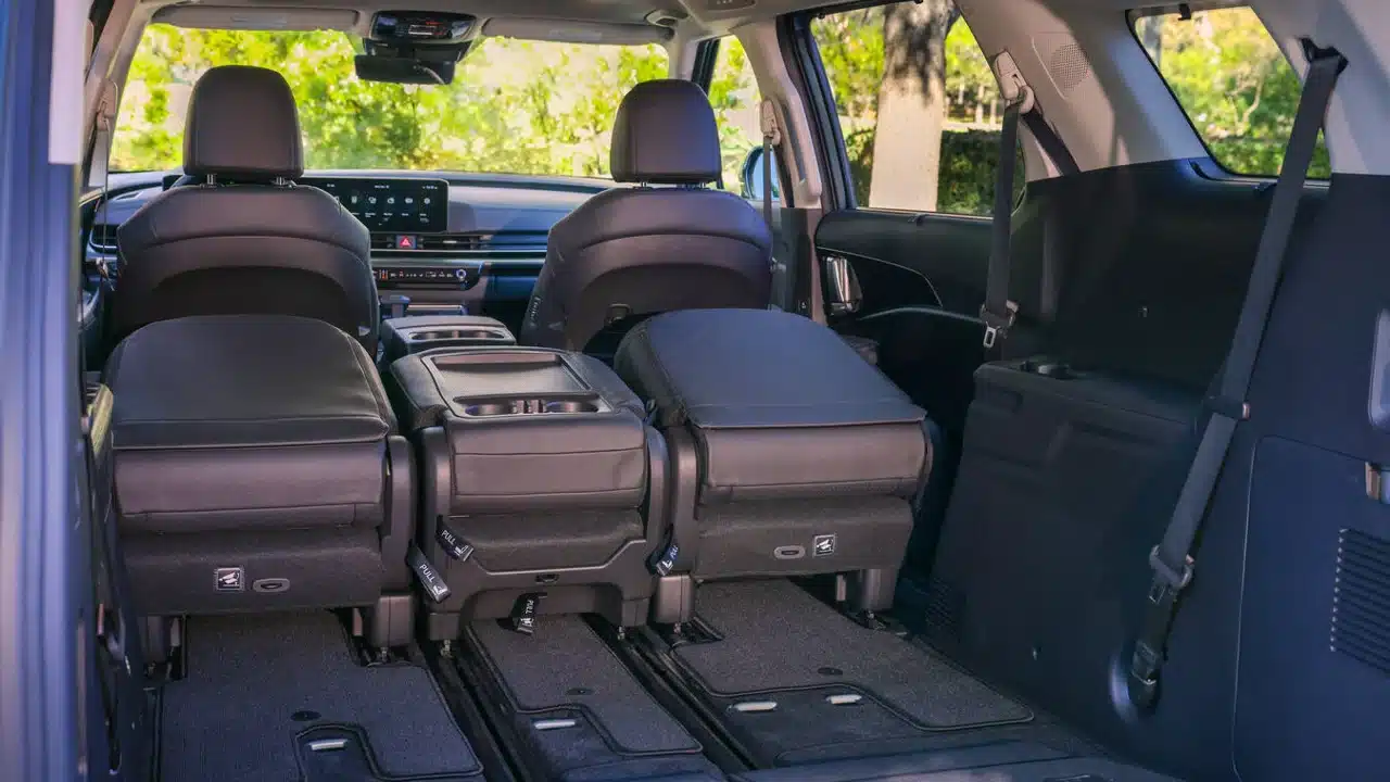 Kia Carnival cargo area with the third row stowed