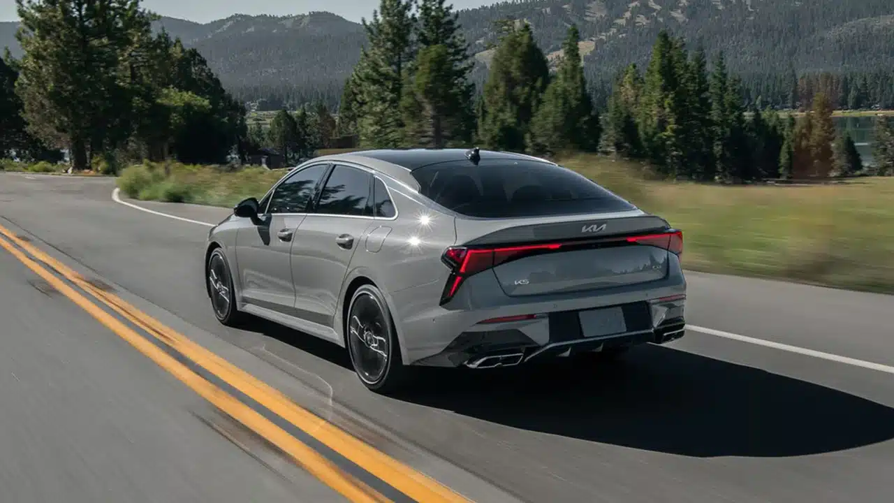 Rear three-quarter view of the 2027 Kia K5 GT