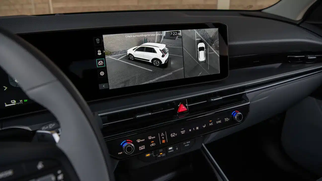 2027 Kia Niro touchscreen displaying the surround-view camera