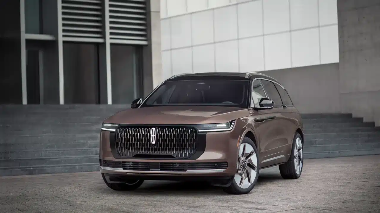 2027 Lincoln Nautilus Black Label front exterior