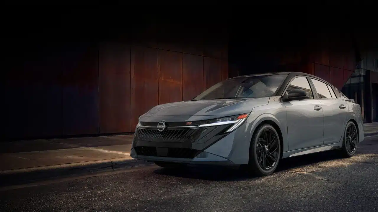 2027 Nissan Sentra SR Midnight Edition front view