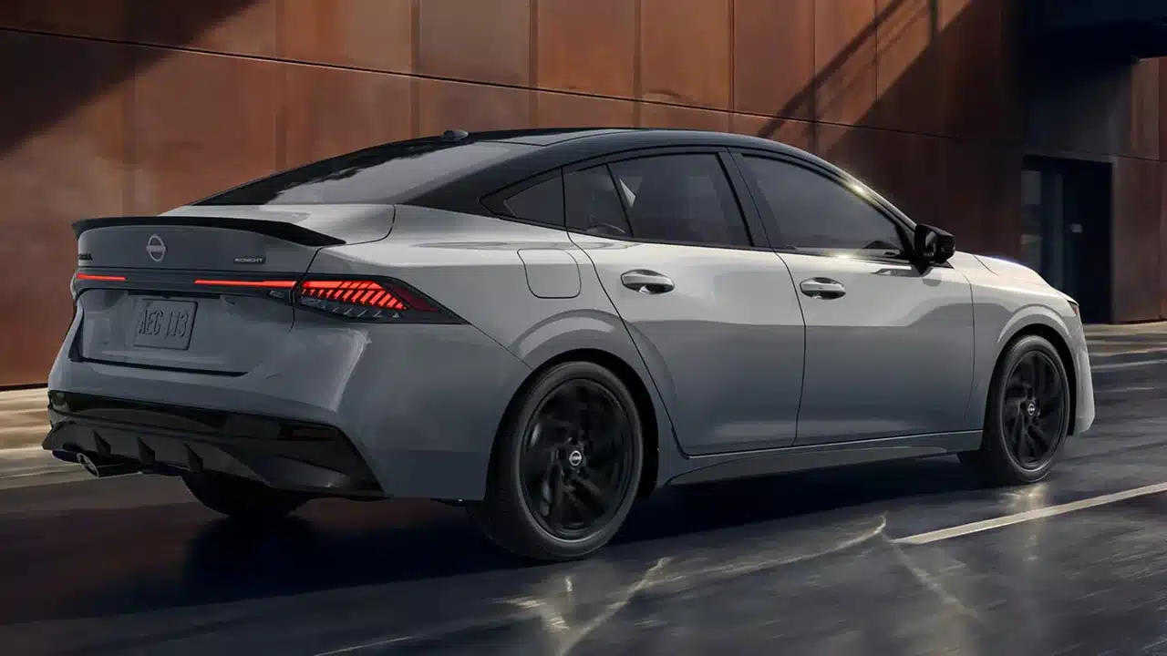 2027 Nissan Sentra SR Midnight Edition rear three-quarter view