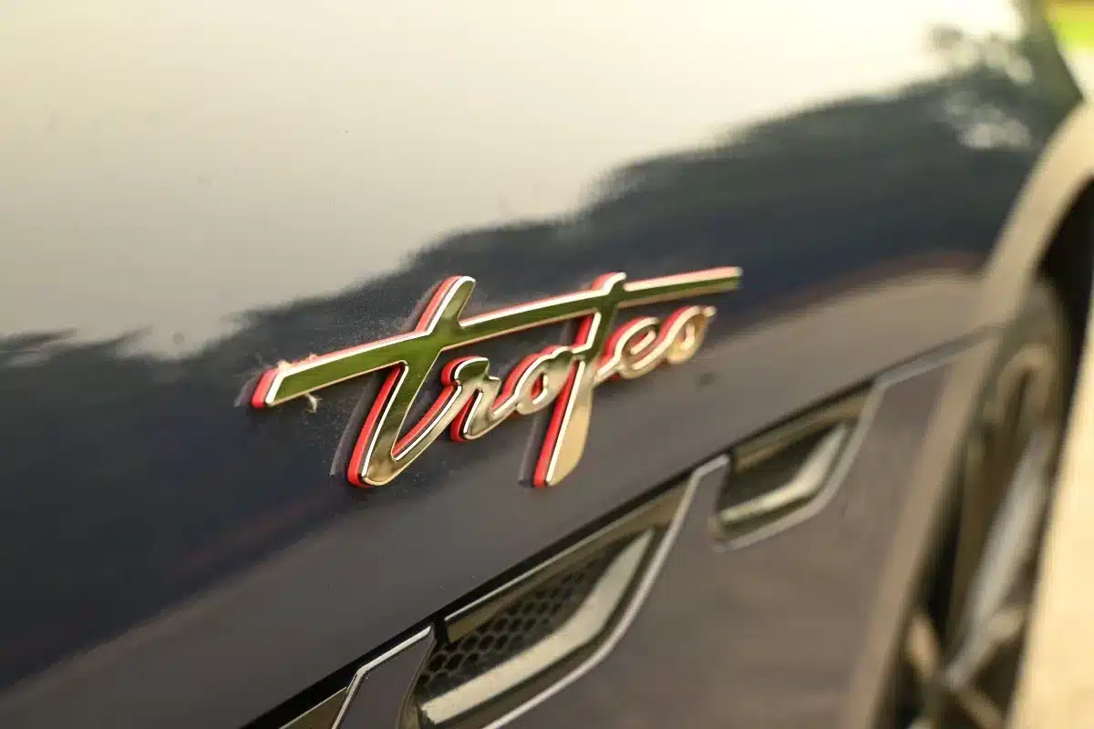 Maserati GranTurismo Trofeo badge detail