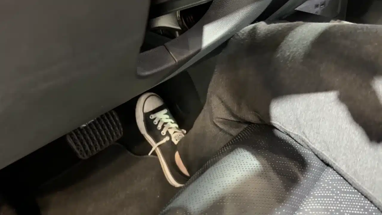 Driver knee clearance in the Chevrolet Equinox