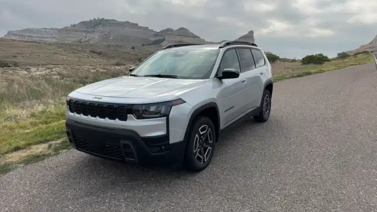 2026 Jeep Cherokee Limited parked beside a Nebraska road