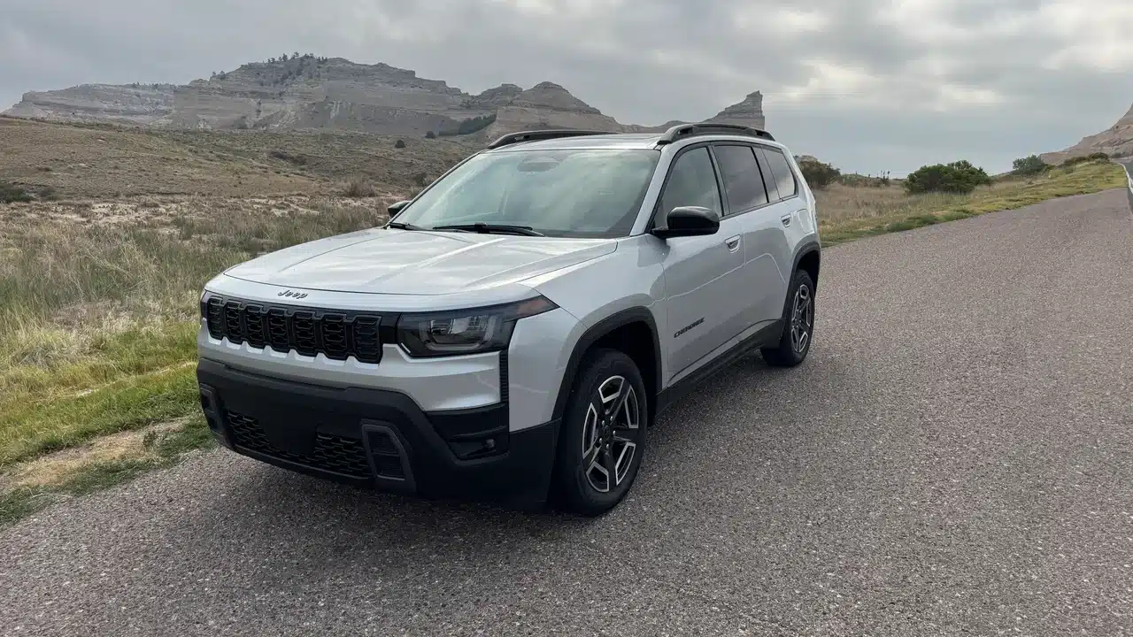 2026 Jeep Cherokee Limited parked beside a Nebraska road