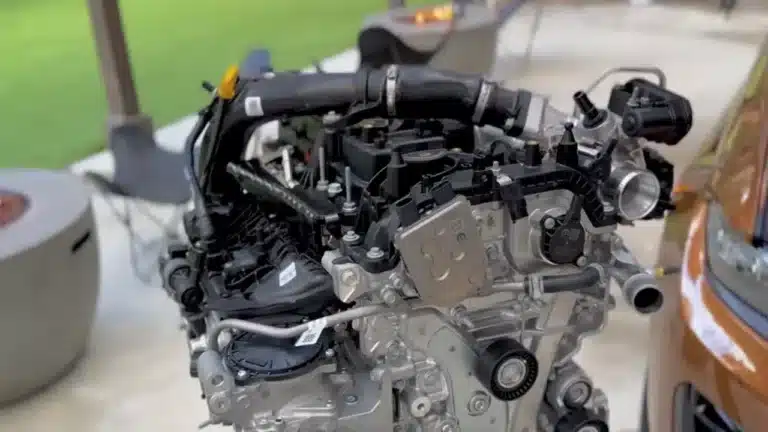 Jeep Hurricane 4 turbocharged engine on display