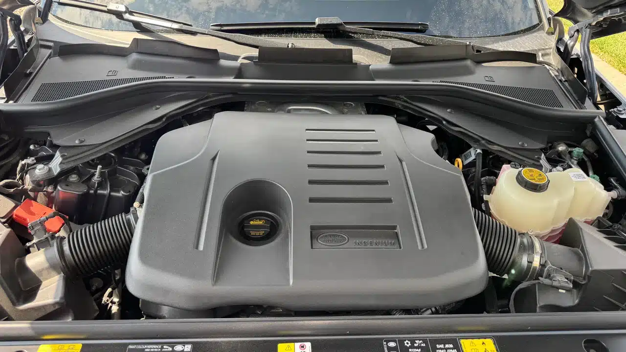 Range Rover Sport six-cylinder engine bay