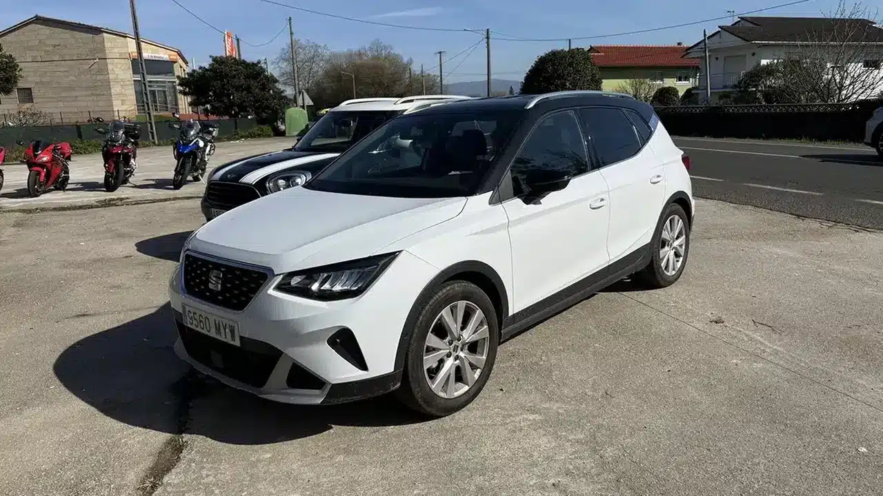 White 2025 SEAT Arona parked in Spain