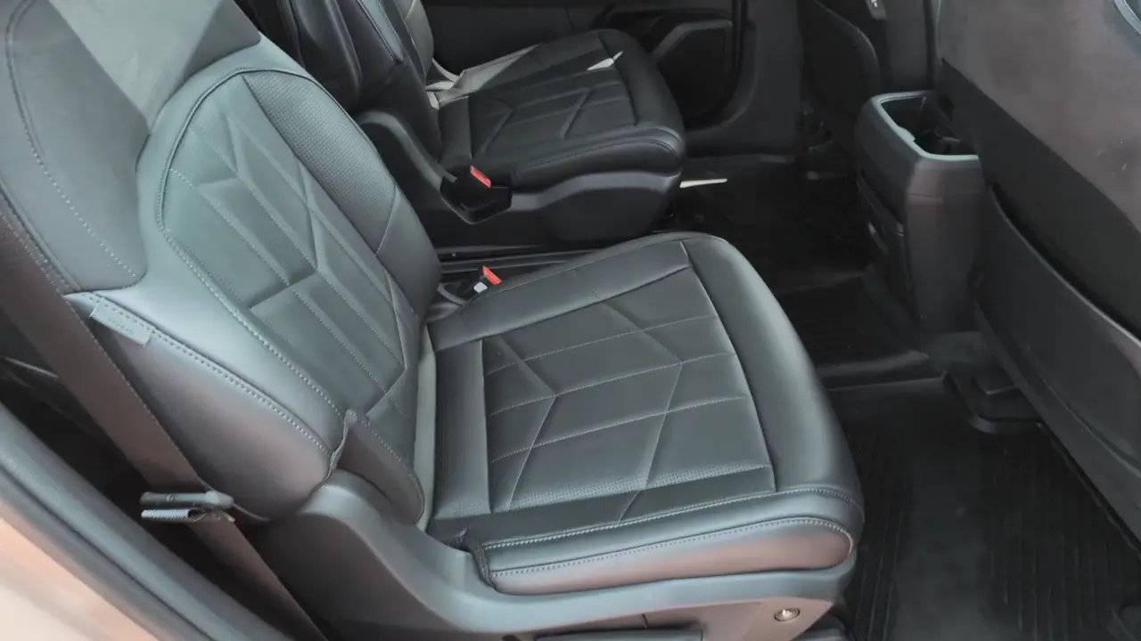 Kia Telluride second-row captain’s chairs and center aisle