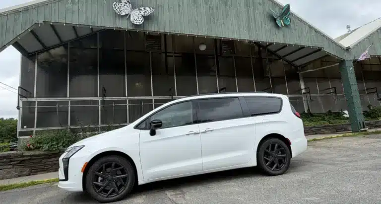 2027 Chrysler Pacifica