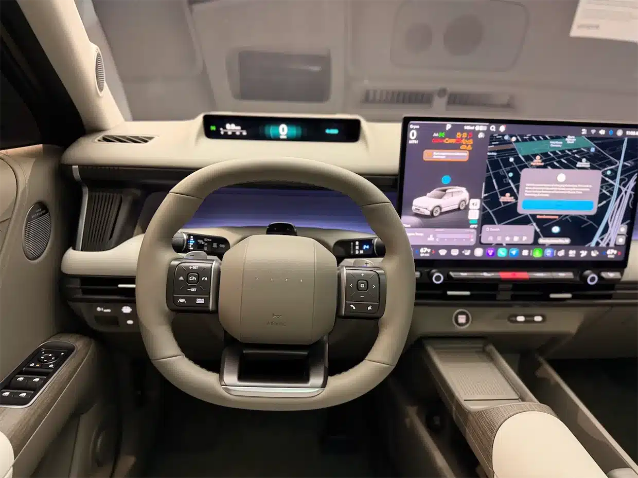 Pleos Connect touchscreen and driver display in the 2027 Hyundai Tucson