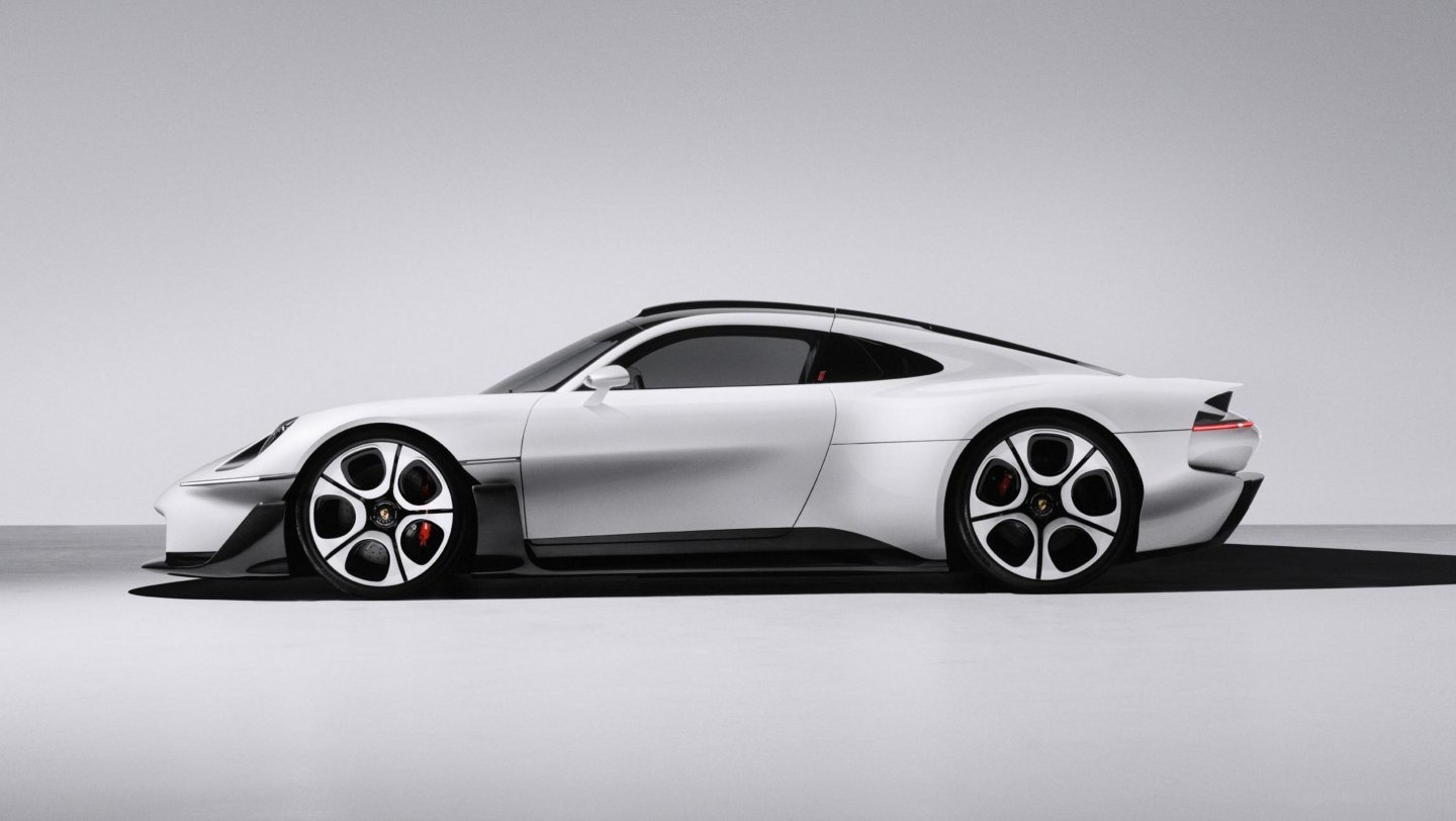 Side profile of the white Porsche Mission S concept